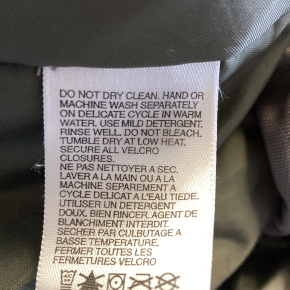 The North Face Women’s Jacket Waterproof HyVent size Medium GREAT condition - Picture 16 of 16